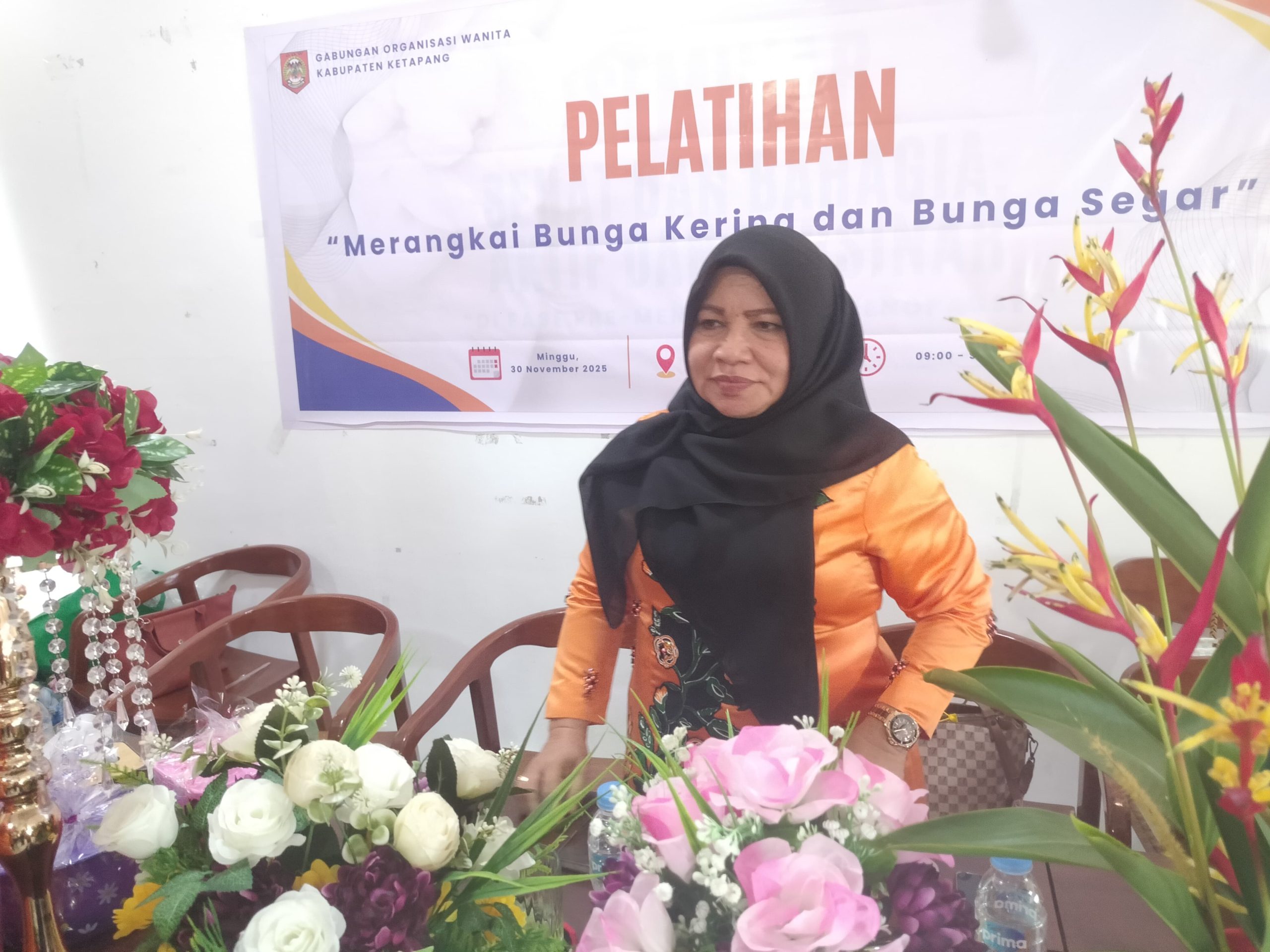 Pelatihan Merangkai Bunga: Bunga Kering dan Bunga Segar