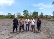 Bersama Pihak Desa Kemuning Biutak, Personel Polsek Matan Hilir Selatan Cek Lahan Kesiapan Tanam Jagung Hibrida