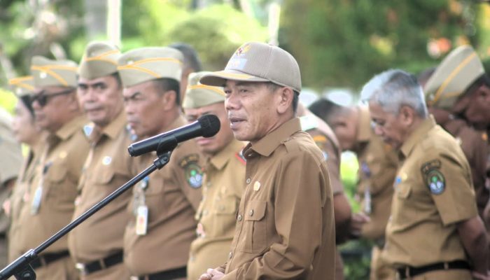 Sekretariat DPRD Kabupaten Ketapang Hadiri Apel Gabungan OPD di Lingkungan Pemerintah Kabupaten Ketapang