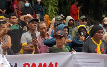 Konflik Lahan Ketapang: Ratusan Warga Mambuk Tutup Akses PT RSM BGA Group Tagih Janji 20 Persen dan TKD
