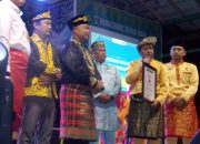 Bupati Ketapang Alexander Wilyo bersama unsur Forkopimda, tokoh adat, organisasi budaya